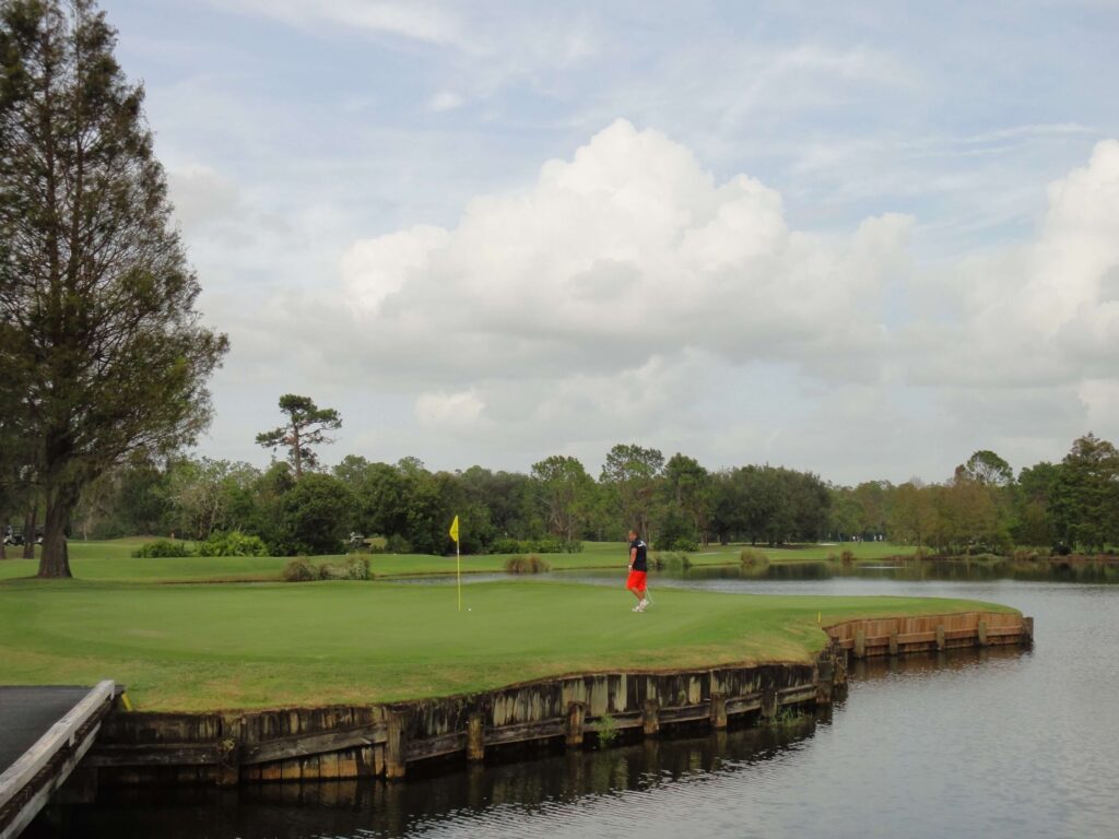 Golf na Floridě mezi aligátory