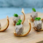 Domácí paštika a toustový chléb: Snadný recept na lahodnou svačinu