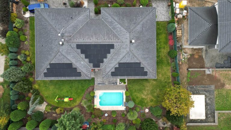 Jak řešit servis fotovoltaické elektrárny