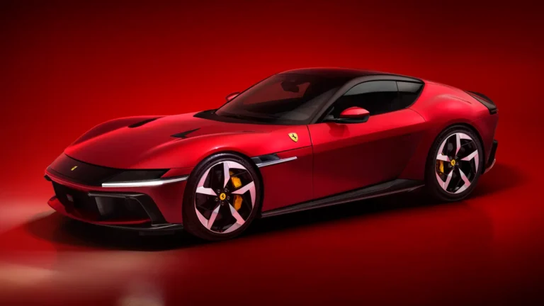 Nové Ferrari 12 Cilindri: Brutální síla V12