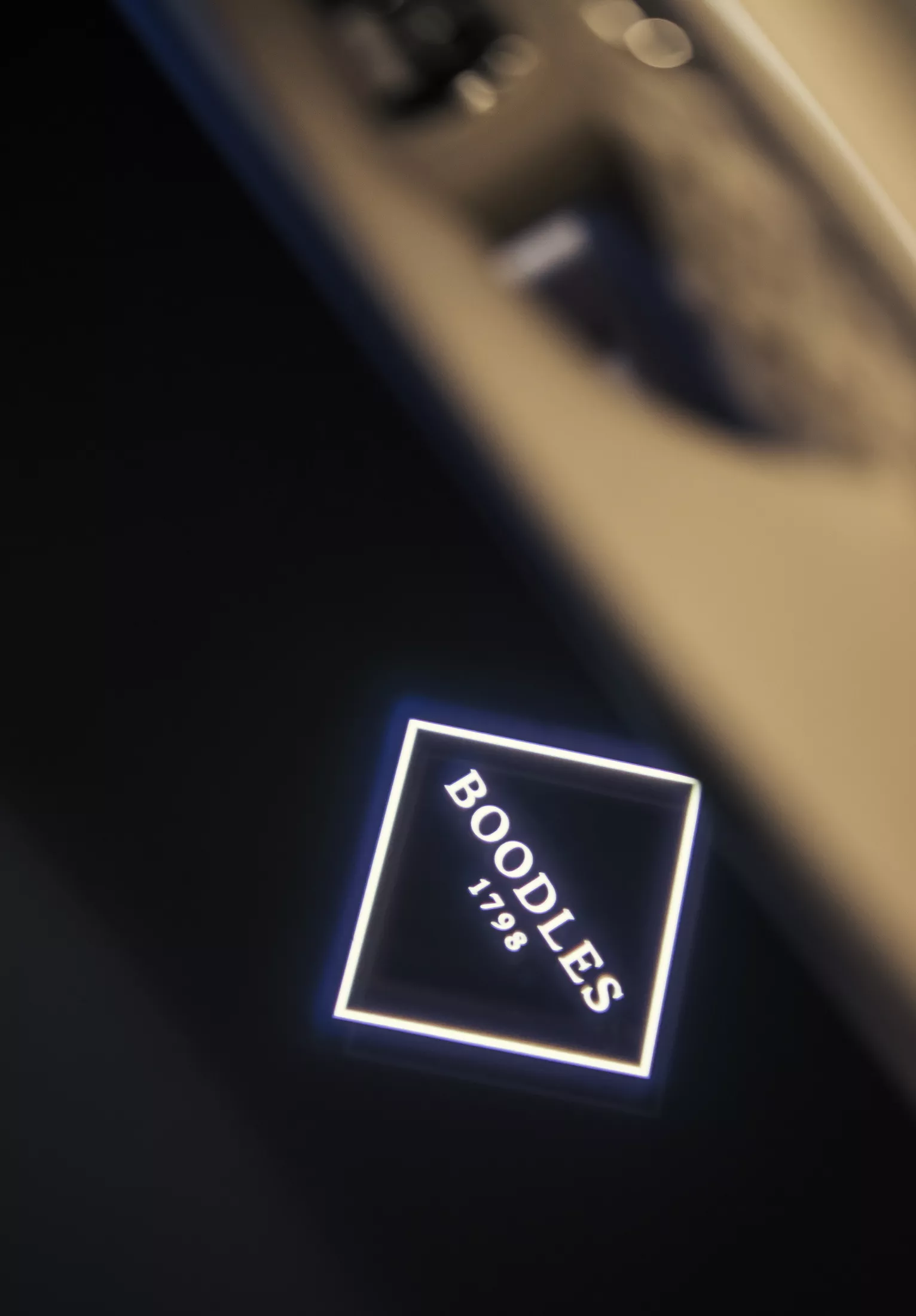 Bentley-x-Boodles-Continental-GTC-11 | Venclíkovi.cz