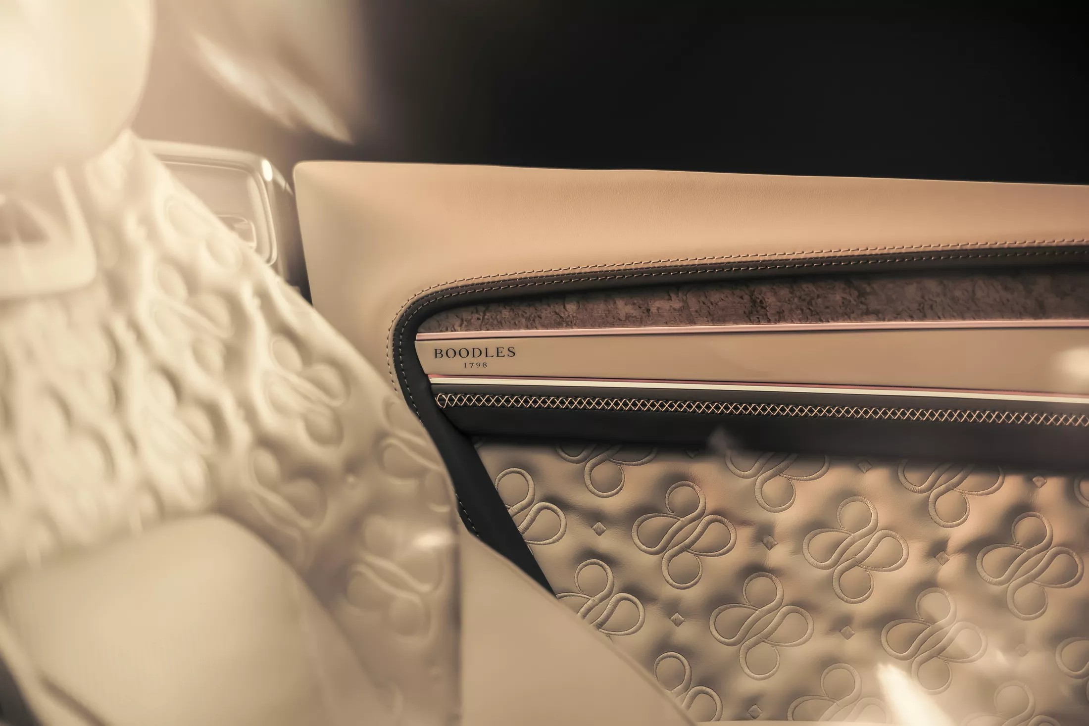 Bentley-x-Boodles-Continental-GTC-8 | Venclíkovi.cz