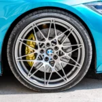 Nízkoprofilové vs. vysokoprofilové pneumatiky: Jaké zvolit?