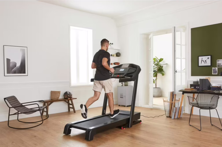 Jak vybrat běžecký pás? Domyos T900D, RUN500 nebo RUN100E