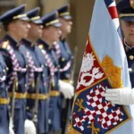 Střídání stráží na Pražském hradě: Jak, kdy a kolikrát denně