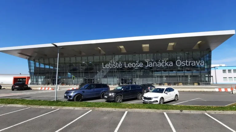 Letiště Leoše Janáčka Ostrava: Praktické informace ✅ ✈️