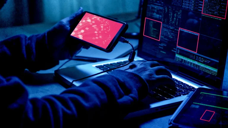 Největší hackerské skupiny světa: Kdo ovládá kyberprostor?