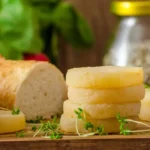 Olomoucké tvarůžky: Příběh, výroba, recepty a zajímavosti