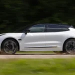 Zeekr 001: Levnější možnost k Porsche Taycan Sport Turismo
