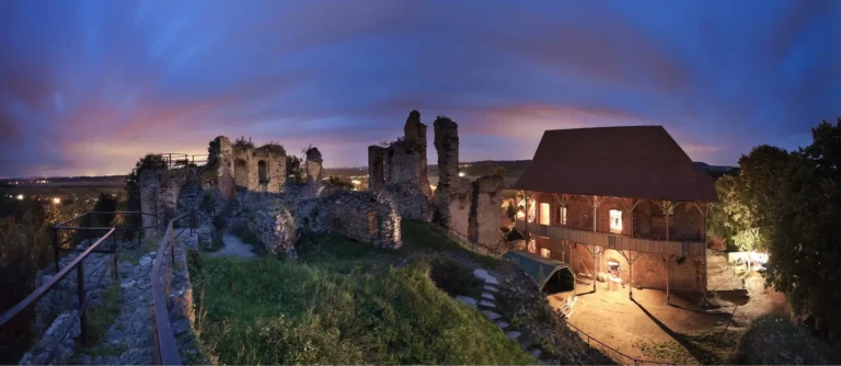 Hrad Košumberk: Místo legend, záhad a krásných výhledů