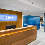 Cryfin: Když důvěra bolí, 564 poškozených a 1,1 mld v háji