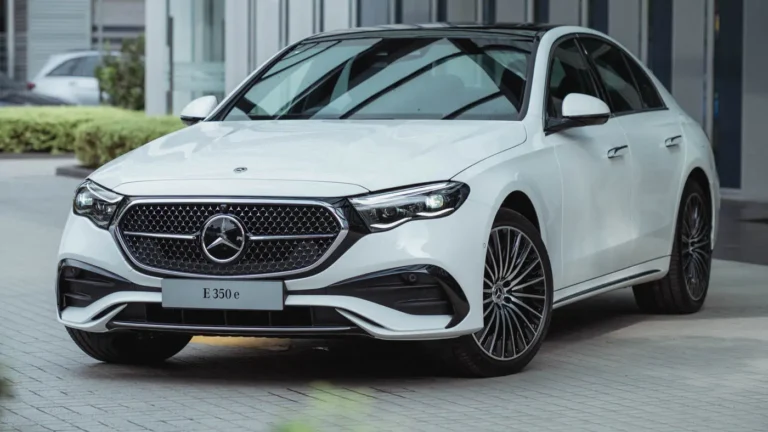 Povinné ručení Mercedes Benz E: Cena a přehled pojištění ✅