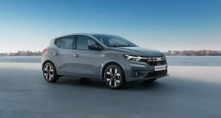 Povinné ručení Dacia Sandero: Cena a přehled pojištění ✅