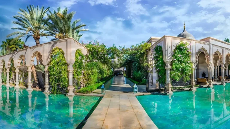 Proč je Marrákeš v Maroku jiný svět, který si zamilujete