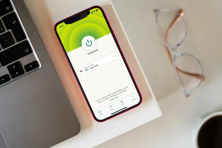 Recenze ExpressVPN pro iPhone: Můj test a zkušenosti ✅