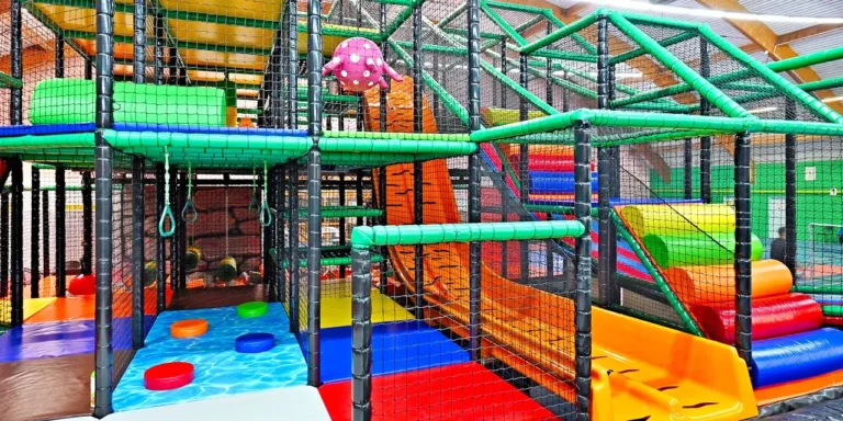 Tanzania Jump Radonice: Skákání, trampolíny, ceník i oslavy