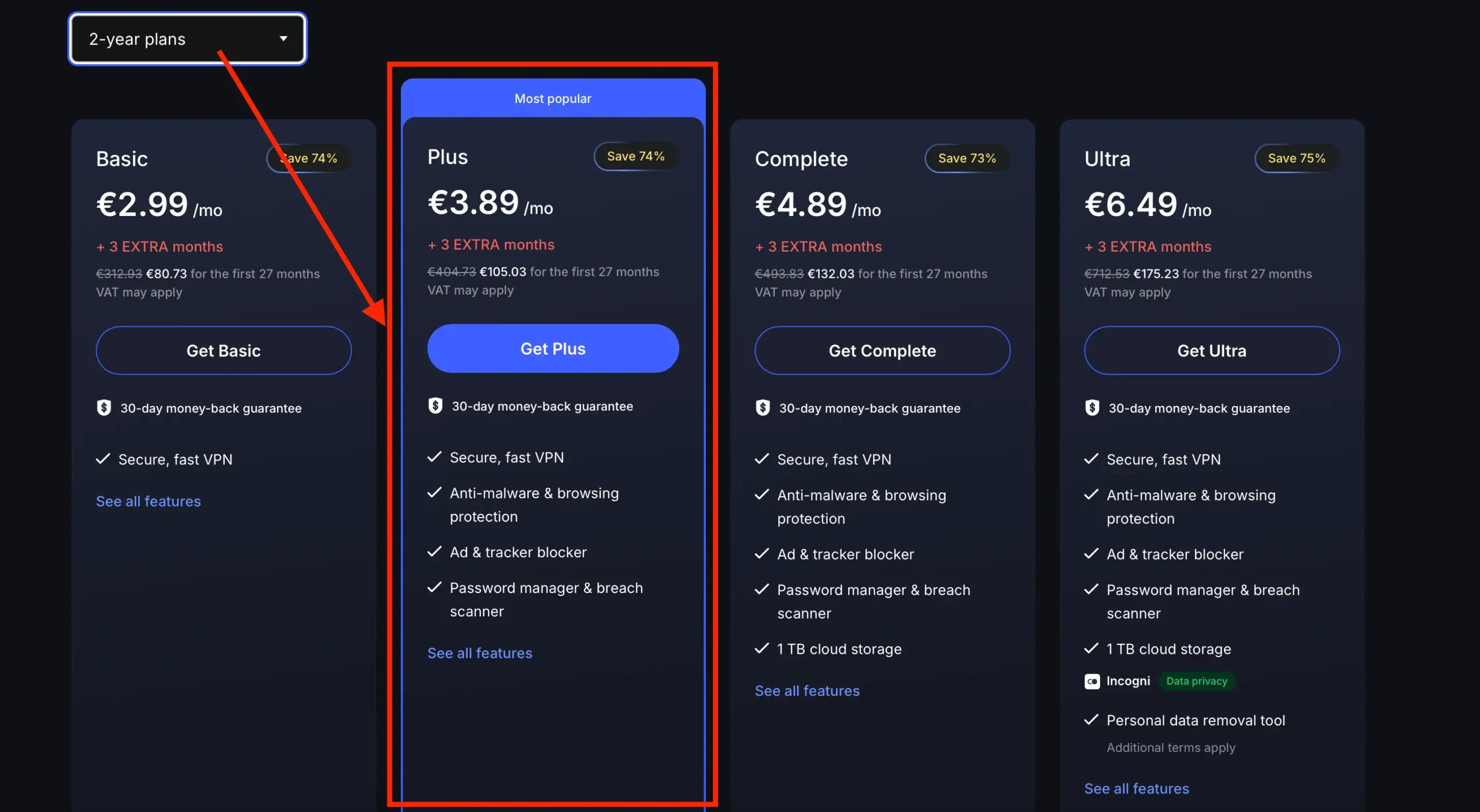 Ceník NordVPN pro 2leté tarify, zvýrazněná varianta Plus s funkcí Threat Protection Pro a cenou 3,89 € měsíčně.