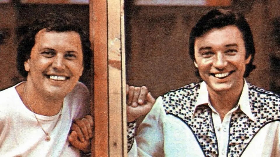 Karol Duchoň a Karel Gott společně na archivní fotografii