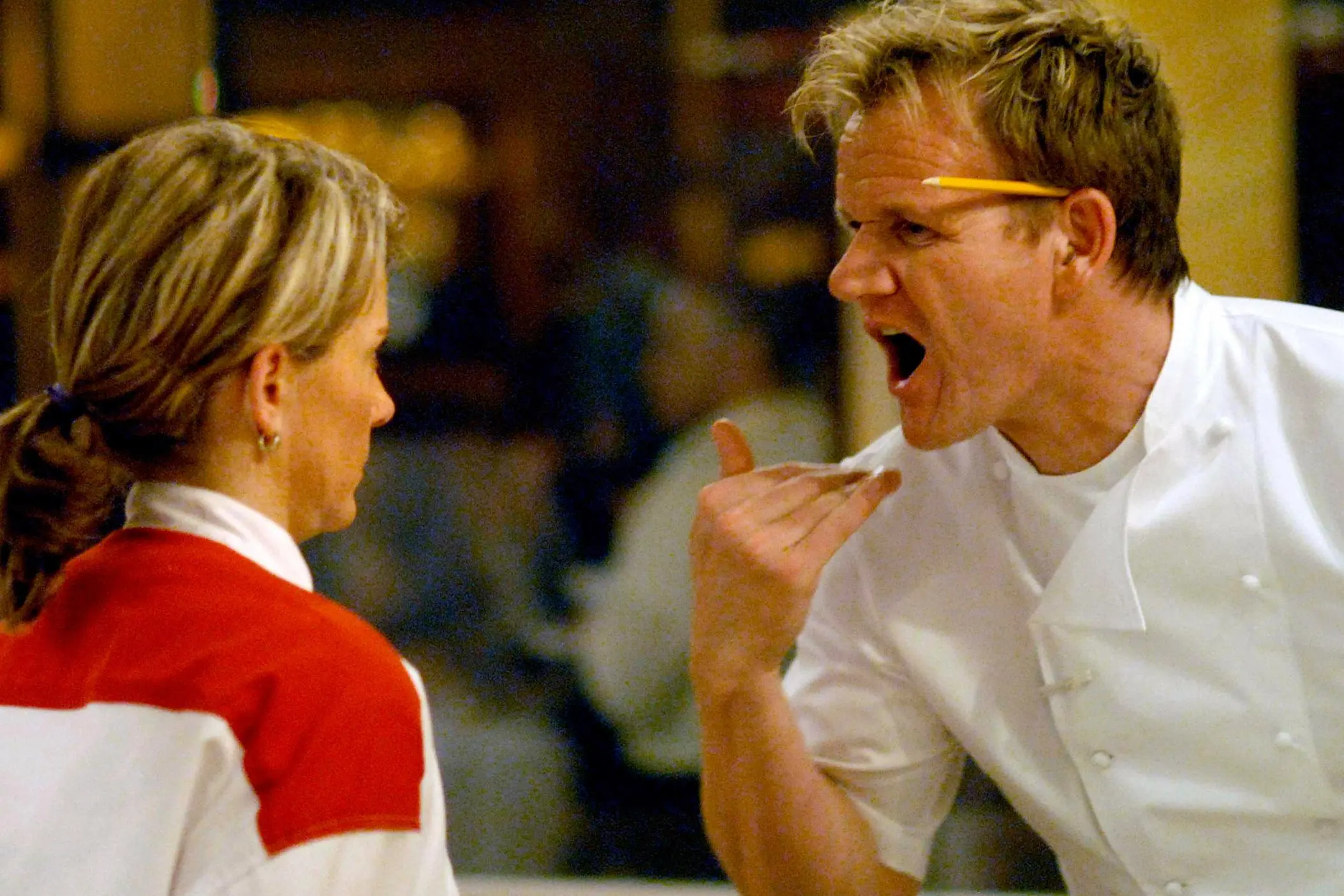 Gordon Ramsay v plné síle, když přijde chyba, není čas na objímání. Tady se nevaří srdcem, ale tlakem.
