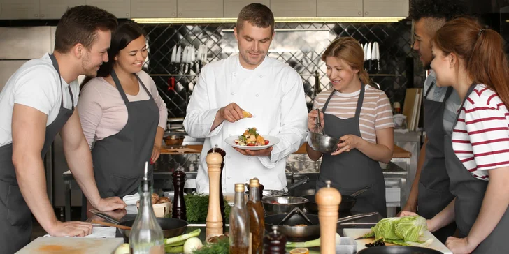 Daruj dovednost, která zasytí: kurzy vaření, co mají kouzlo