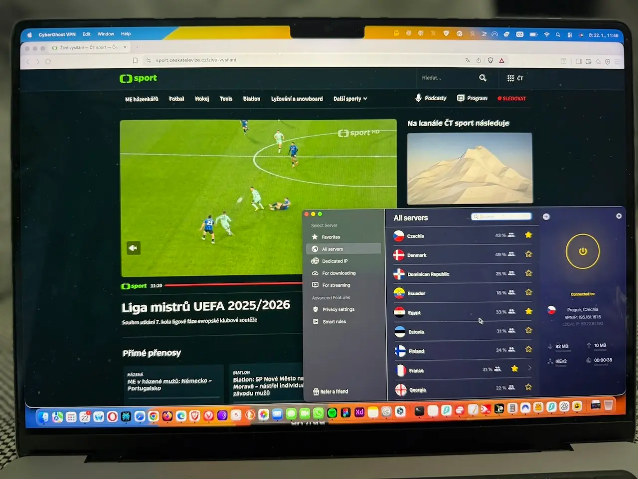 VPN CyberGhost a spuštěný macbook s programem ČT Sport | Venclíkovi.cz Živé vysílání Ligy mistrů UEFA 2025/2026 na ČT Sport přehrávané na MacBooku přes CyberGhost VPN připojenou k serveru v Praze.