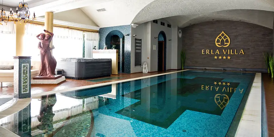EGER | Venclíkovi.cz Wellness bazén v Erla Villa Boutique Hotel v Egeru s klidnou atmosférou