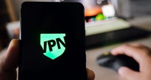 Kdo skutečně vlastní vaše soukromí? Velký přehled vlastníků VPN (2026)