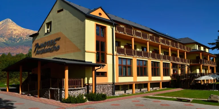 Tatry na pohodu: horská plesa a 75 minut wellness jen pro vás