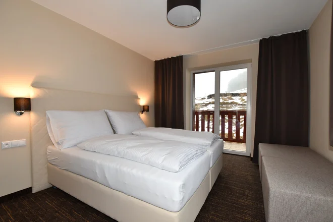 Dvoulůžkový pokoj s balkonem v Hotelu Studničky ve Vernáru